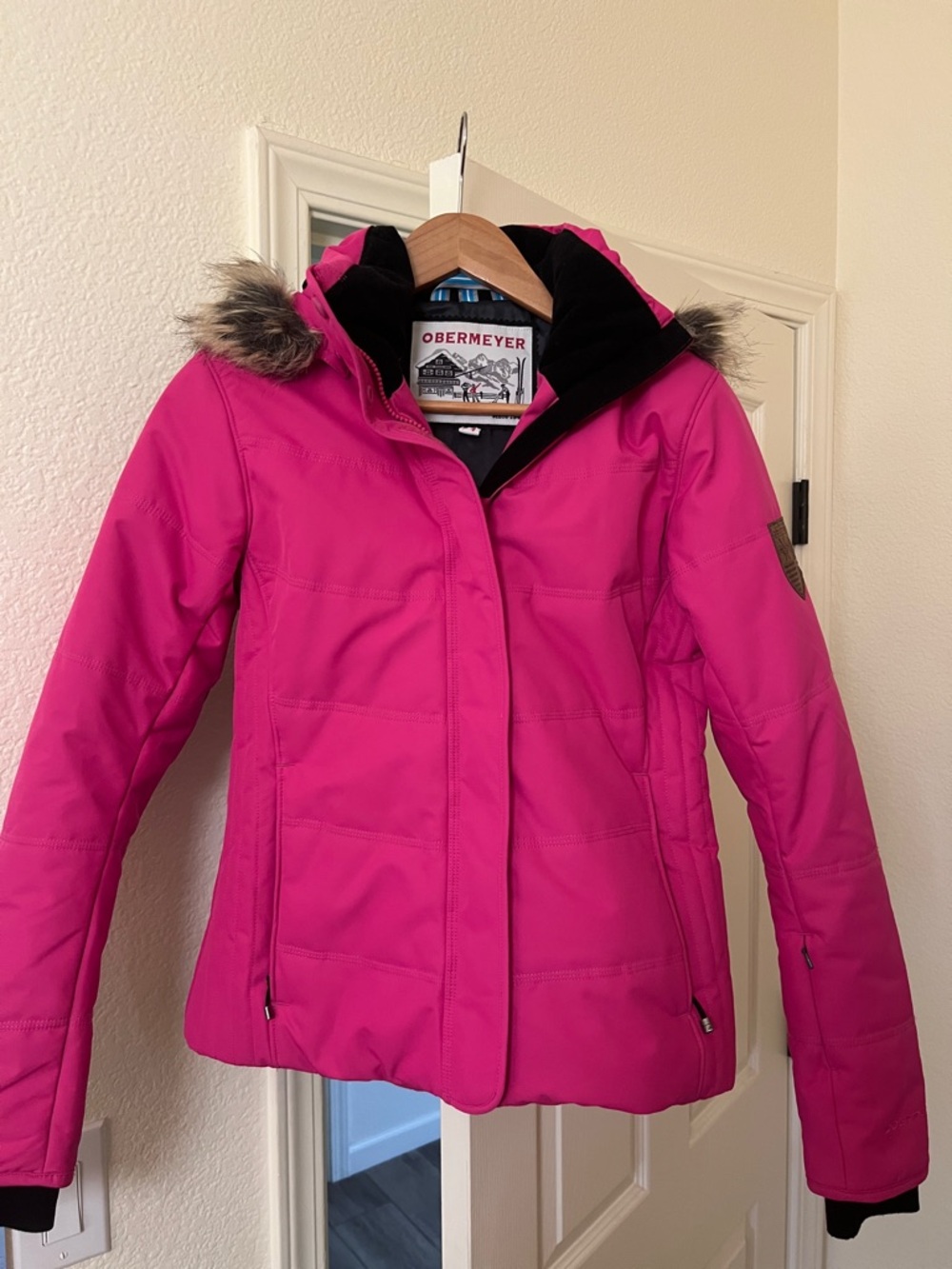 Obermeyer Tuscany Ski Jacket Hot Pink